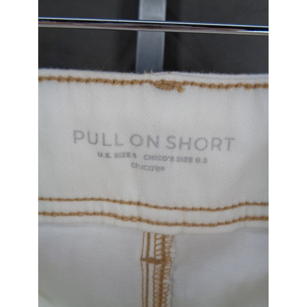 Chicos Alabaster Pull On Denim Shorts Coastal Beach Size 0.5 (6) Small New - Picture 9 of 12